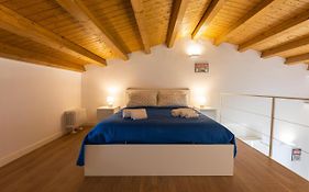 Shanti Holiday House