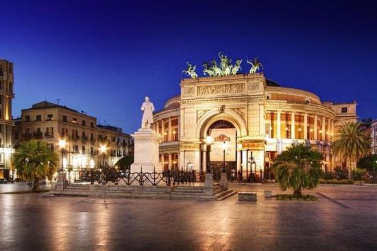 Shanti Holiday House Palermo Esterno foto